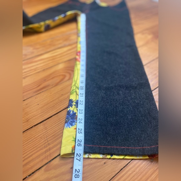 Vintage dolce and Gabbana two sided cropped pants - Picture 4 of 12